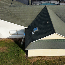 Roof-Cleaning-For-Shingle-Roof 3