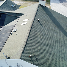 Roof-Cleaning-For-Shingle-Roof 2